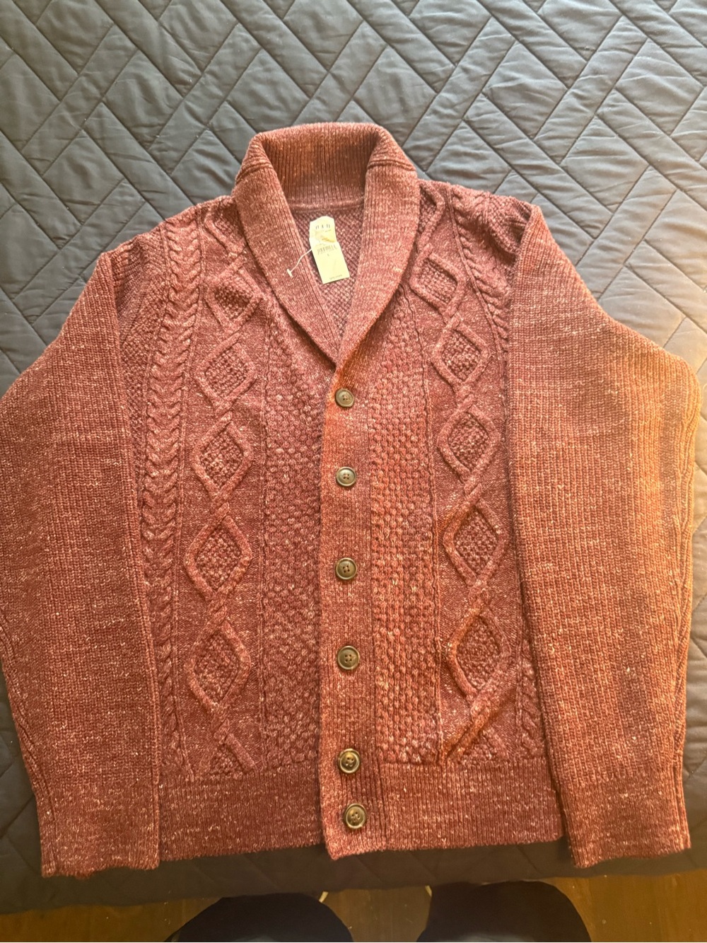 GAP Men’s Chunky Shawl Collar Cardigan Size LG Burgundy